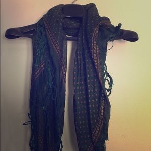 Urban Outfitters Accessories - Urban Outfitters 100% Silk Scarf Urban Outfitters Accessories - Urban Outfitters 100% Silk Scarf
